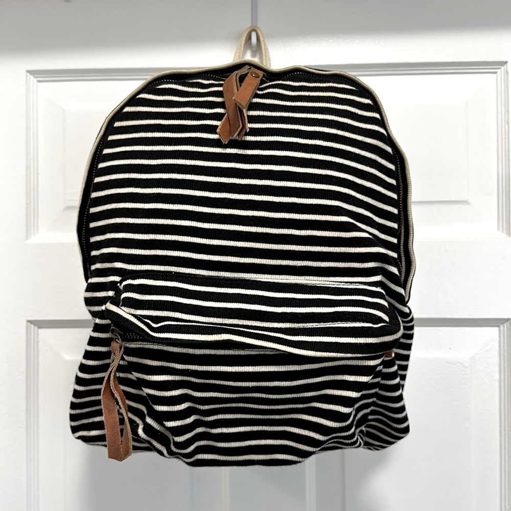 Brandy Melville striped fabric back pack. With woven canvas adjustable straps.